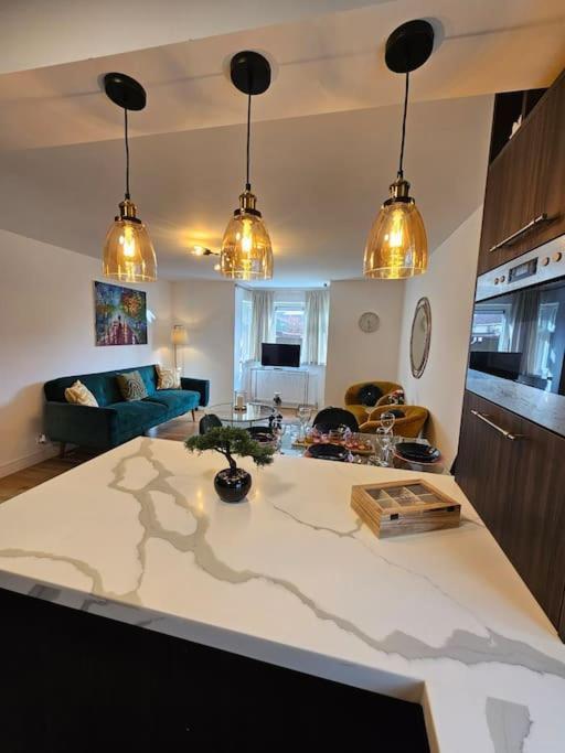 Comfortable Two Bedroom Flat Hove Exterior foto